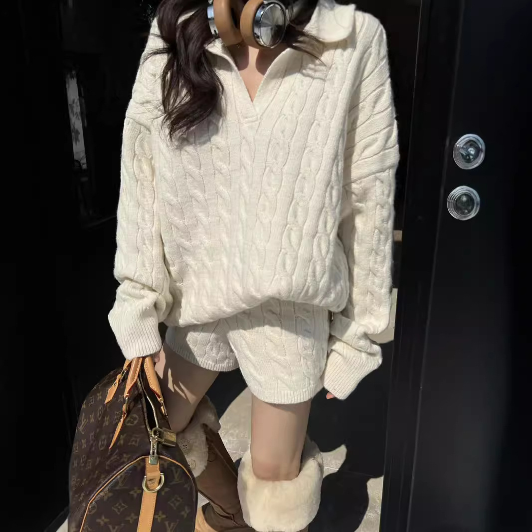 大人かわいい服 立体ケーブル編みニットトップス短パンツセットアップ