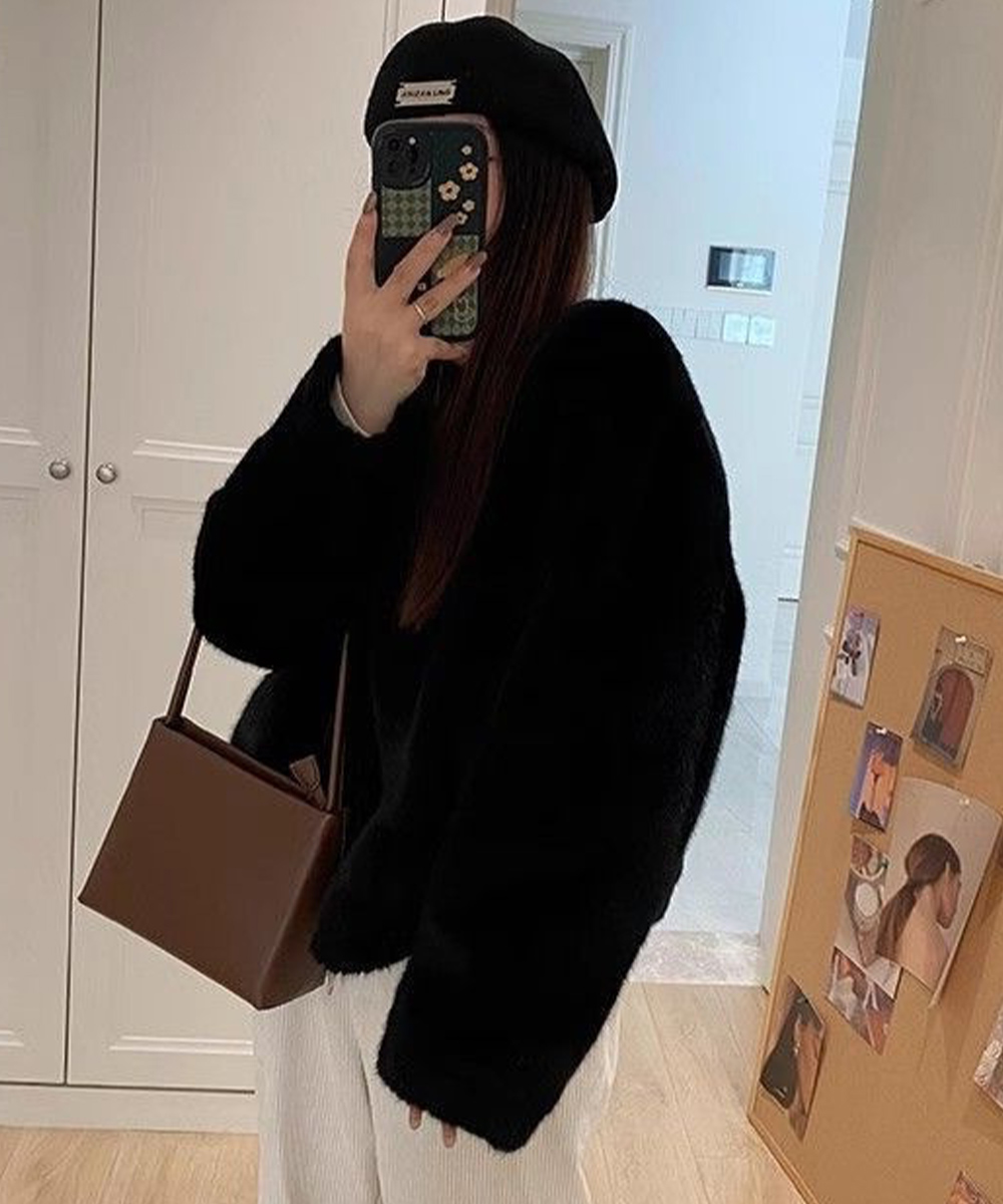 大人かわいい服 ふわふわもこもこファージャケット