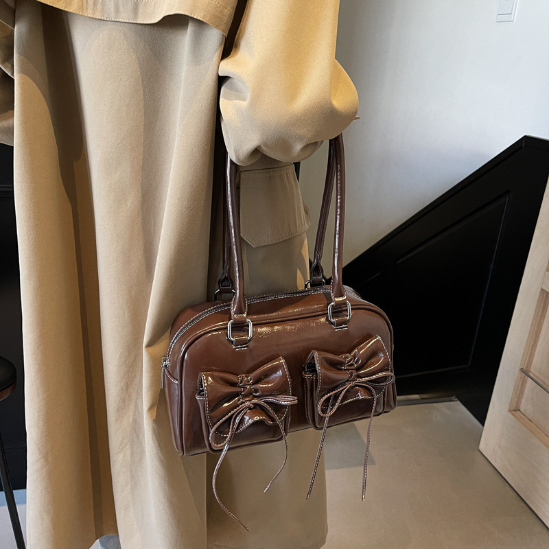 大人かわいい服 りぼん飾り付きボストン型ハンドバッグ