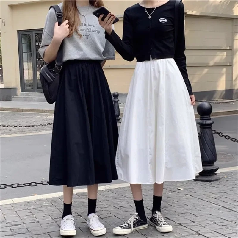 大人かわいい服 ふんわりギャザー入りフレアミディスカート