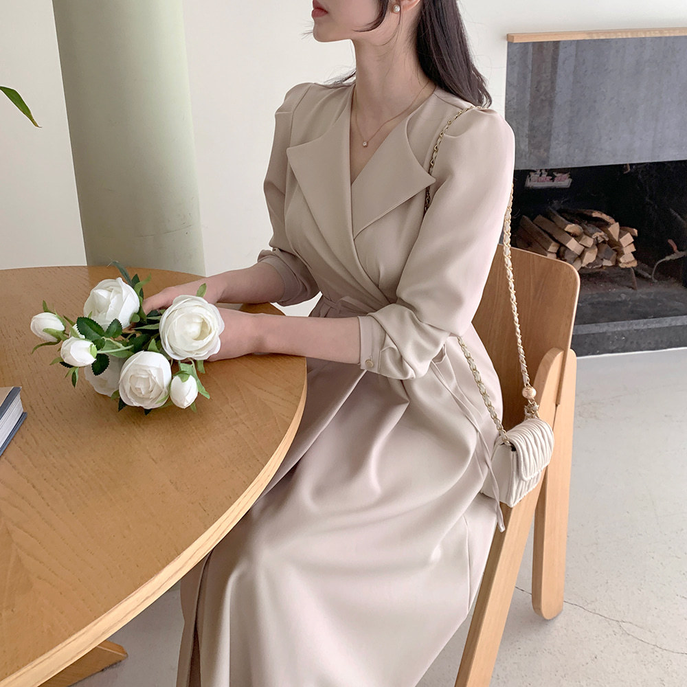 大人かわいい服 テーラード襟ウエストリボンワンピース