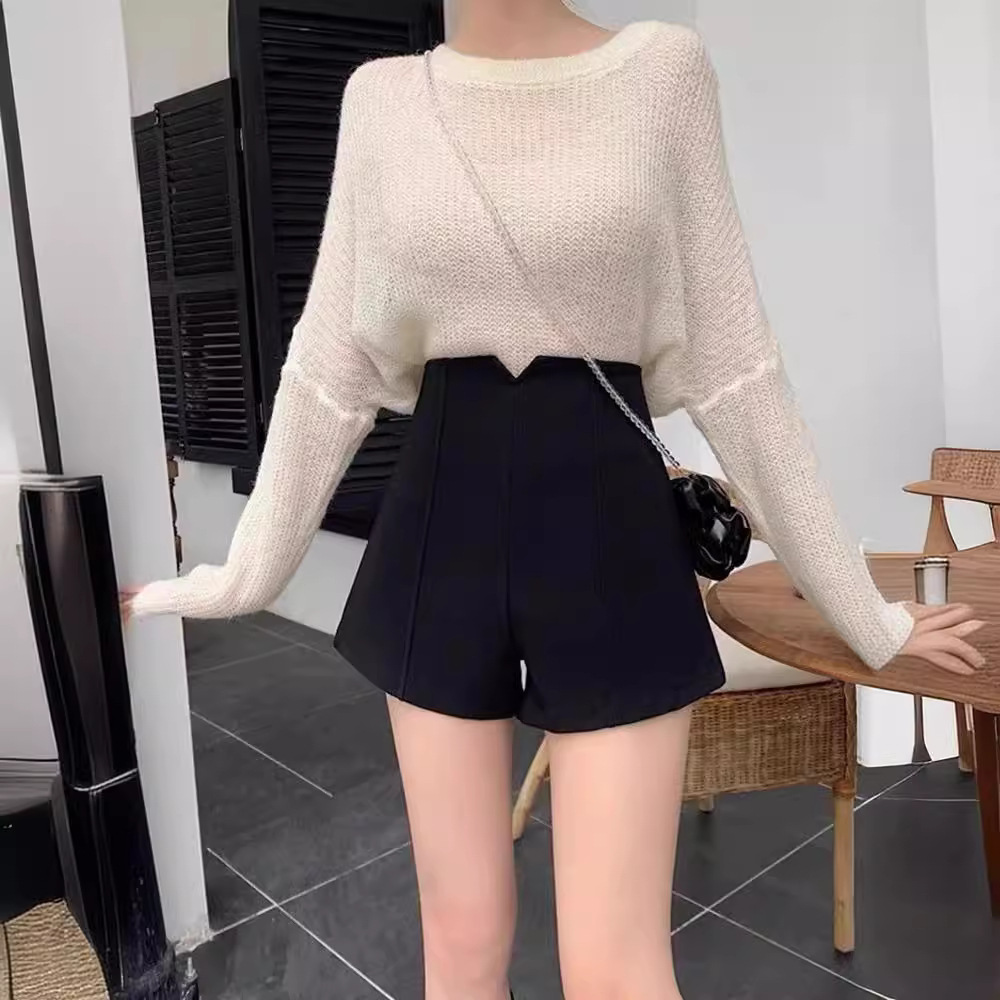 大人かわいい服 起毛素材のハイウエストショートパンツ