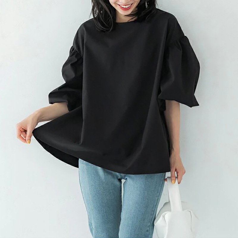 大人かわいい服 ふんわり袖のゆったりブラウス