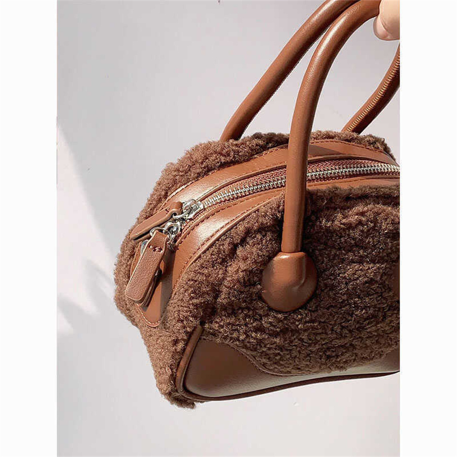 大人かわいい服 新作もこもこボア手提げバッグ斜め掛け上品レディース