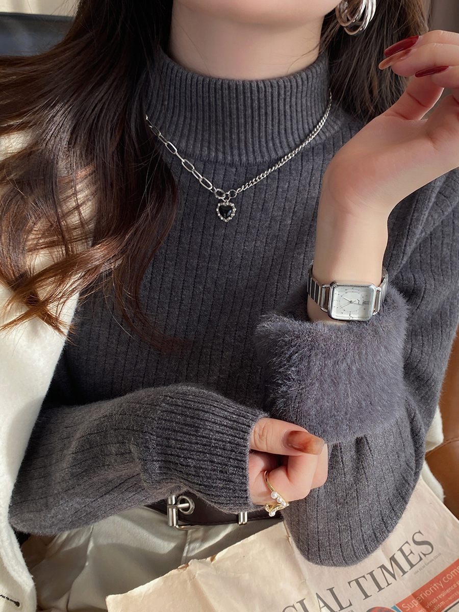 大人かわいい服 裏起毛リブ編みハイネックニットトップス