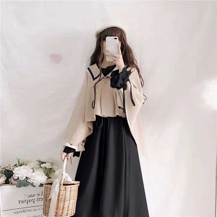 大人かわいい服 セーラー襟ケープ風ワンピース
