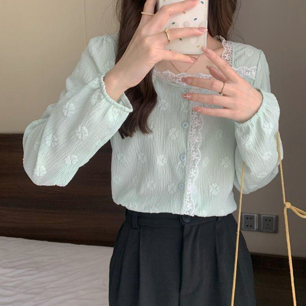 大人かわいい服 レース縁取り スクエアネック シャツブラウス