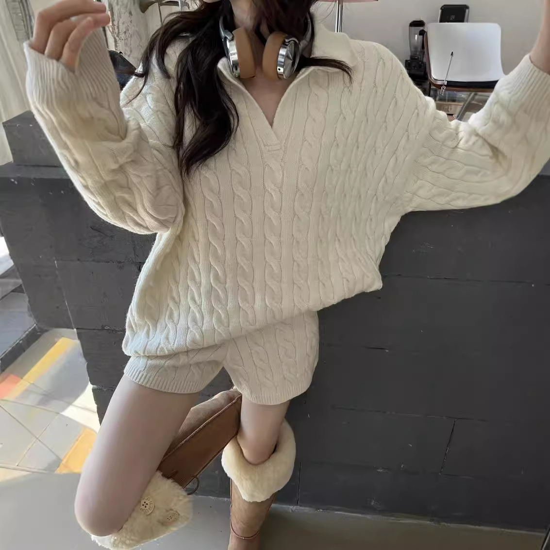 大人かわいい服 立体ケーブル編みニットトップス短パンツセットアップ