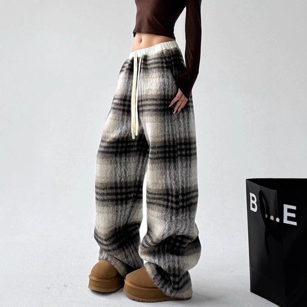 大人かわいい服 あったかチェック柄イージーパンツ