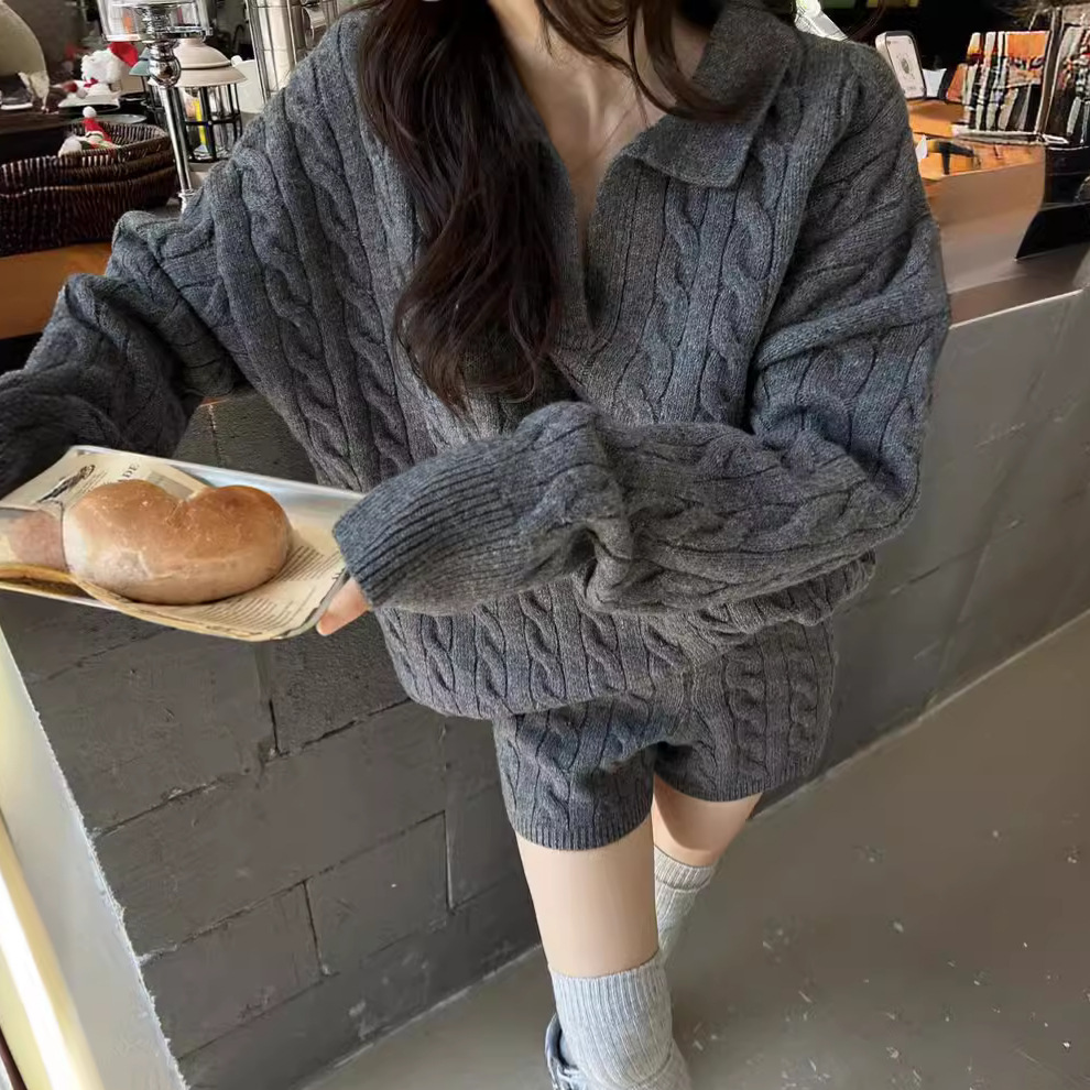 大人かわいい服 立体ケーブル編みニットトップス短パンツセットアップ