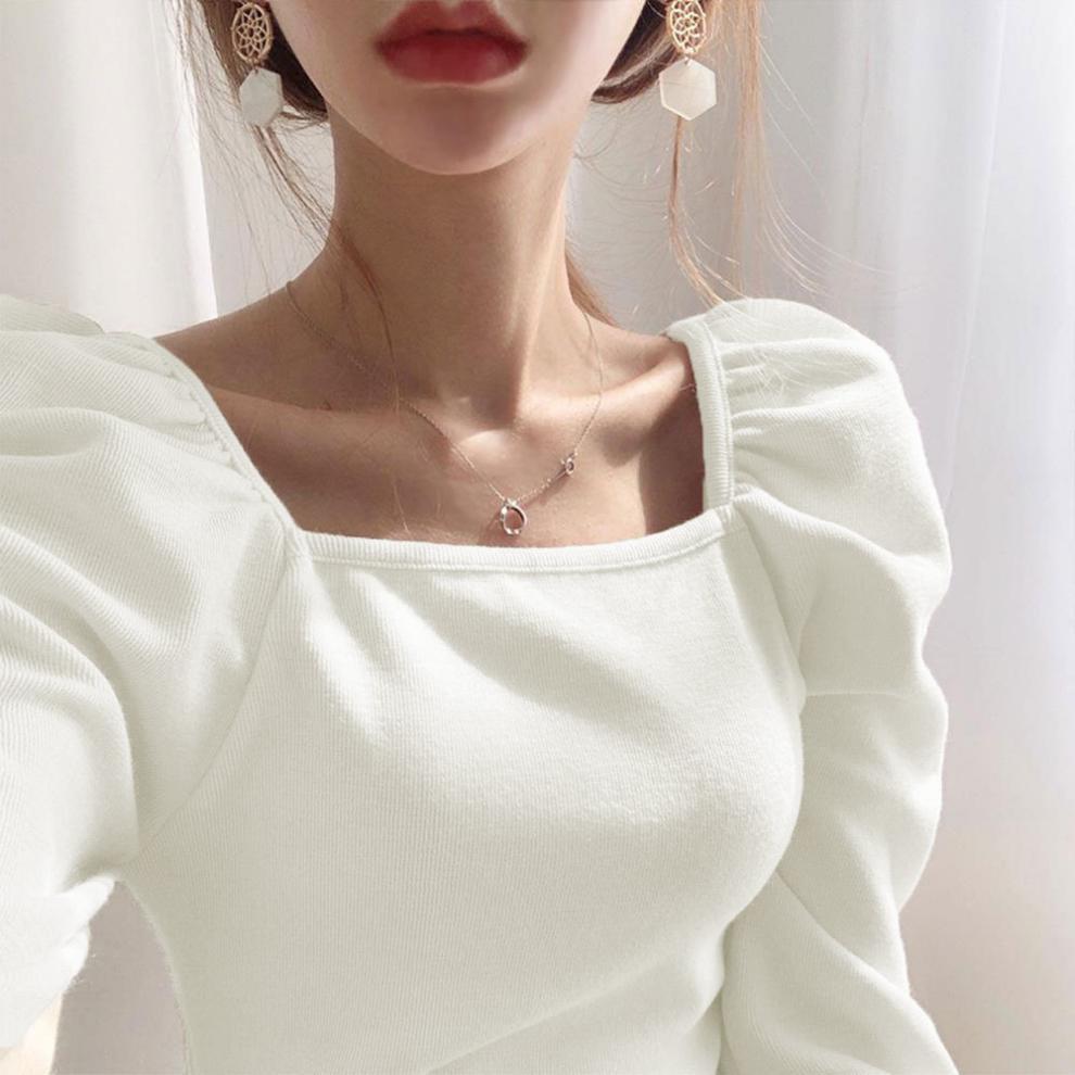 大人かわいい服 ボリュームパフスリーブスクエアネックニット