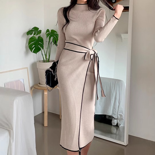 大人かわいい服 配色パイピングリボン付きリブニットワンピース