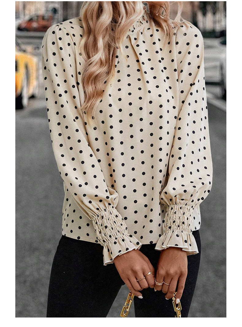 大人かわいい服 ドット柄ブラウス