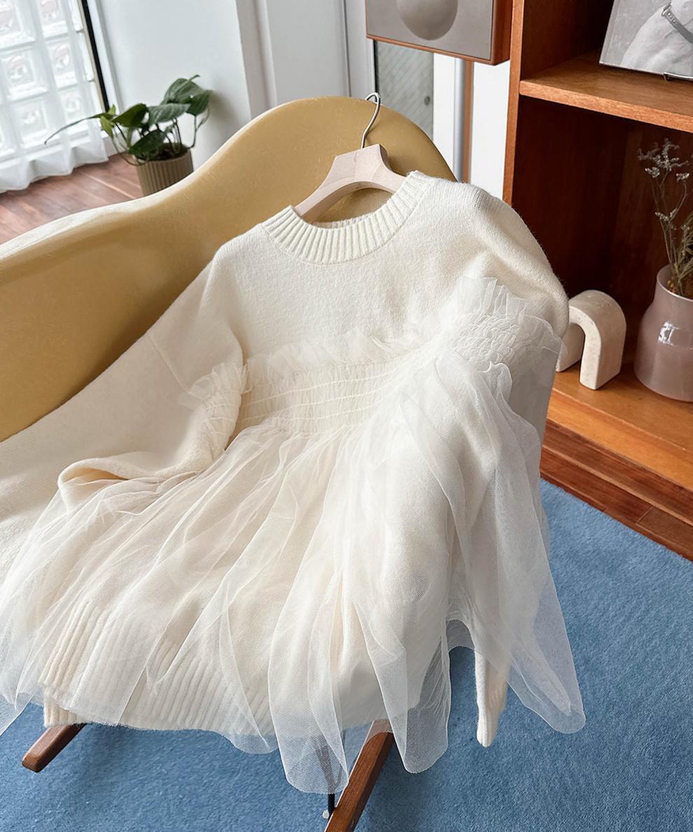 大人かわいい服 シアーチュール切替ニットプルオーバー