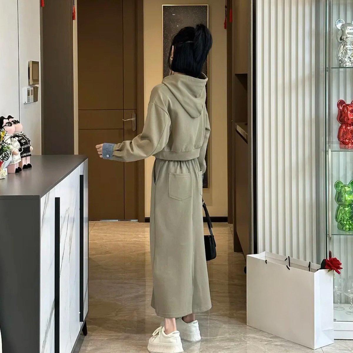 大人かわいい服 2025新作 パーカー スカート セットアップ スウェット 上品 きれいめ