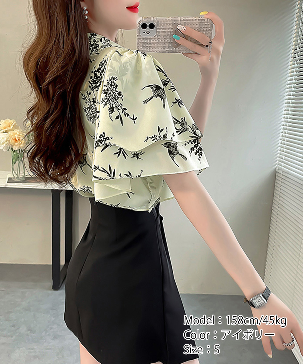 大人かわいい服 華やか二重袖の総柄ブラウストップス