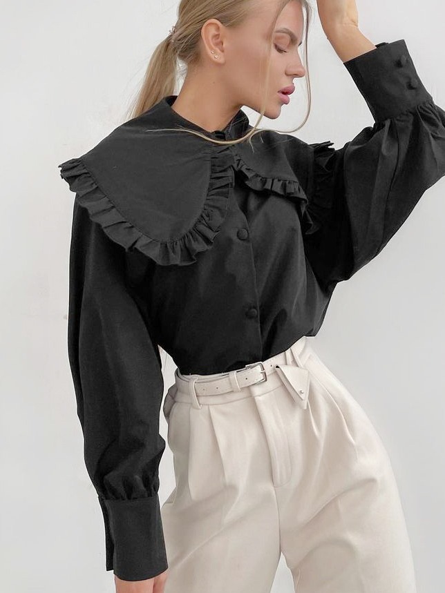 大人かわいい服 プリーツ襟付きボリュームスリーブブラウス