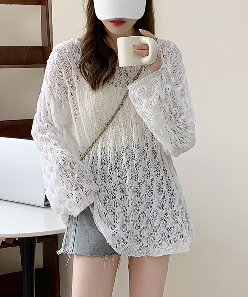 大人かわいい服 透かし編みVネック 長袖ニットトップス