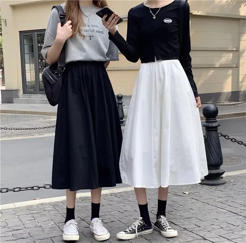 大人かわいい服 ふんわりギャザー入りフレアミディスカート