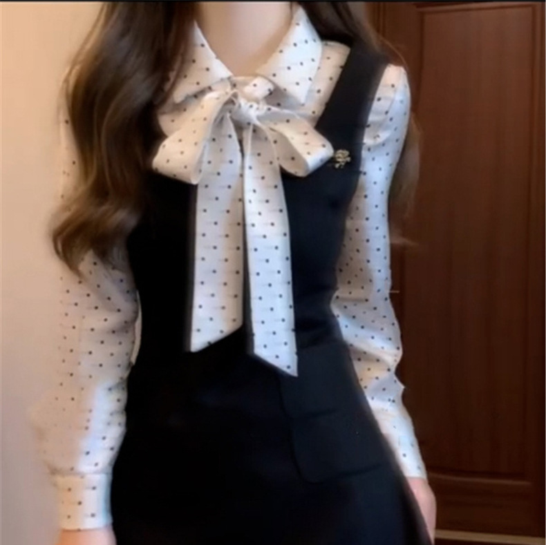 大人かわいい服 ドット柄ブラウス重ね着風リボンワンピース