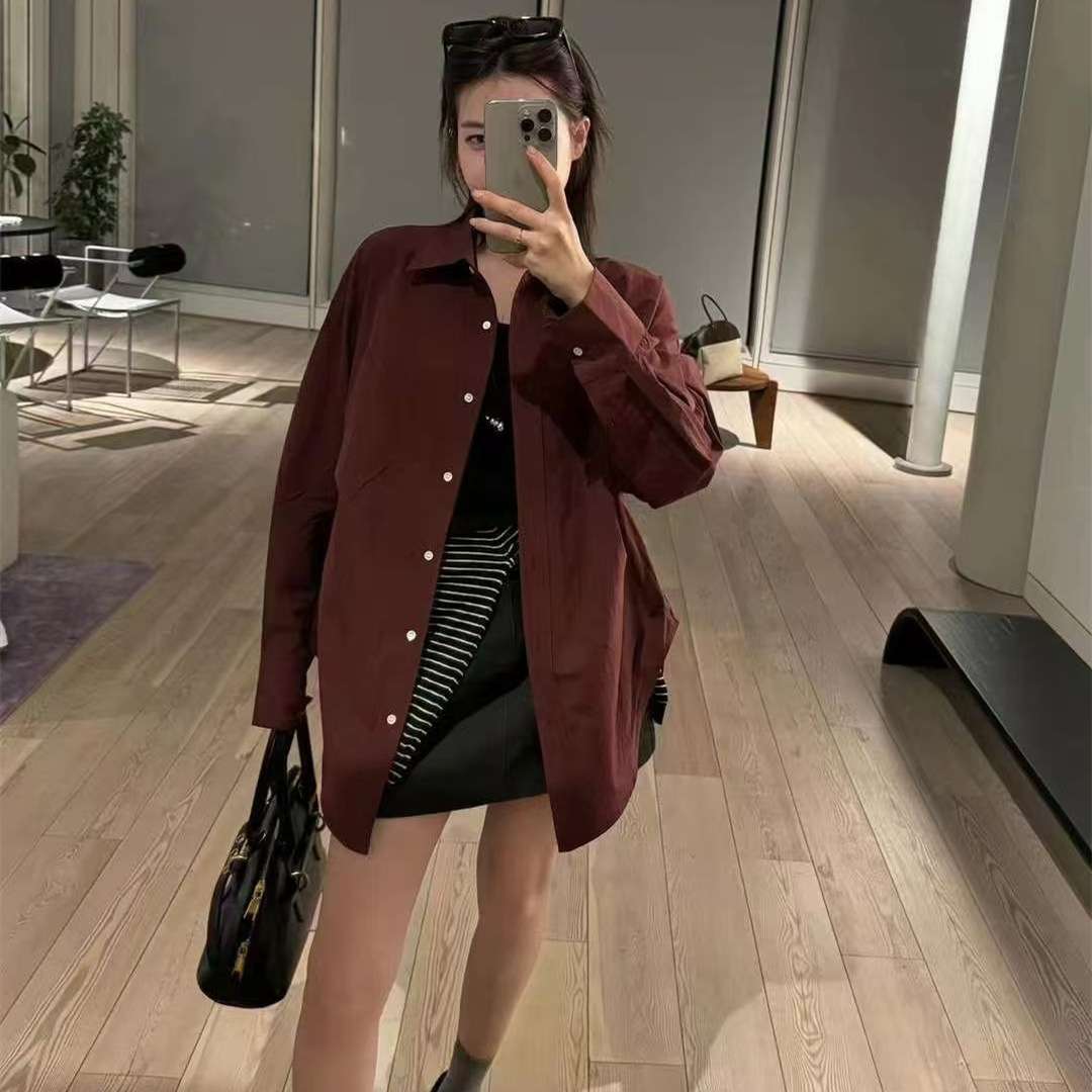 大人かわいい服 ゆったりシャツ