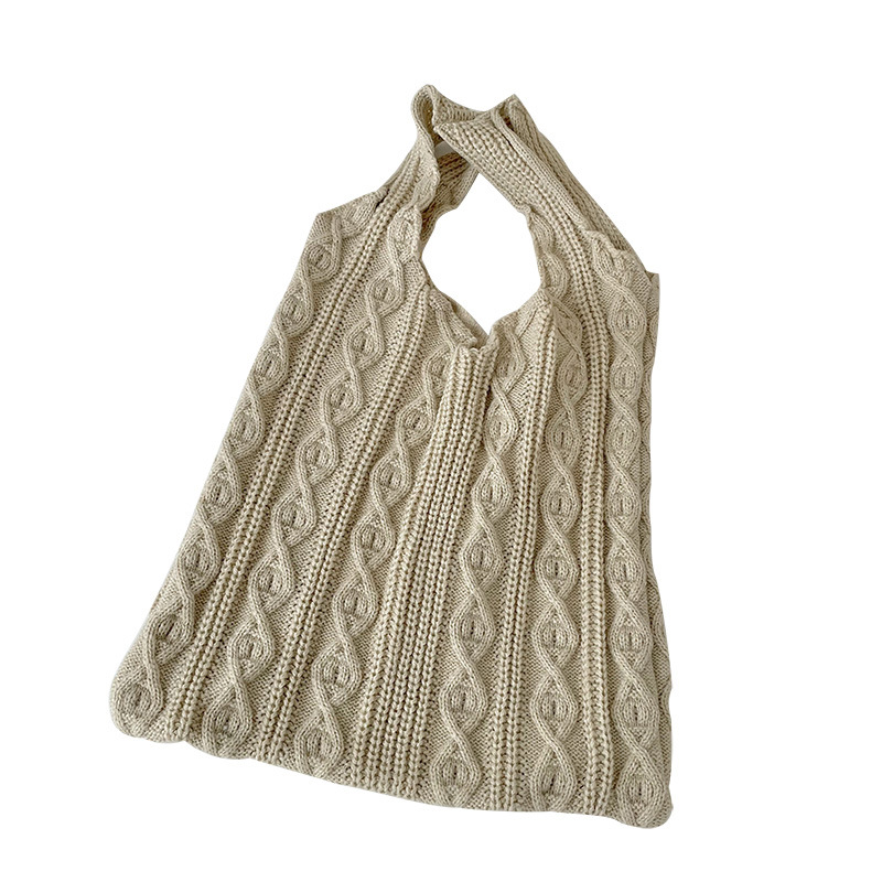 大人かわいい服 大人かわいいケーブル編みニットバッグ