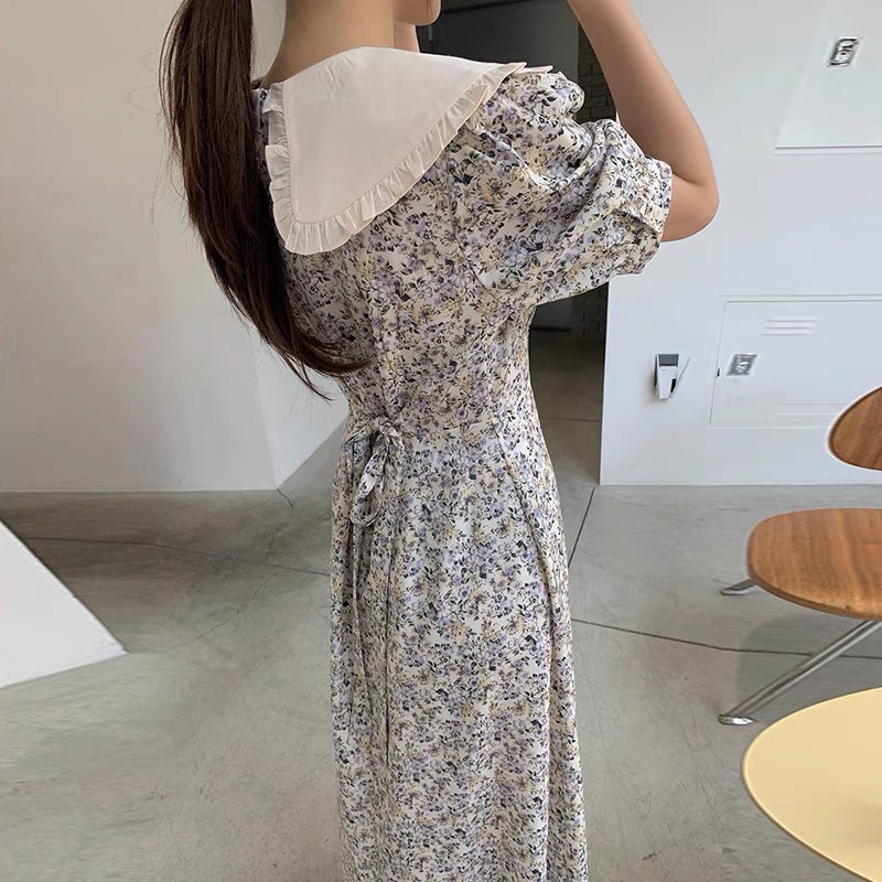 大人かわいい服 ビッグ襟フリル花柄パフスリーブワンピース