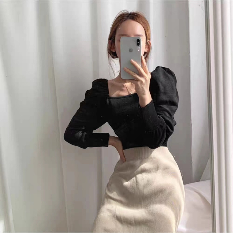 大人かわいい服 ボリュームパフスリーブスクエアネックニット