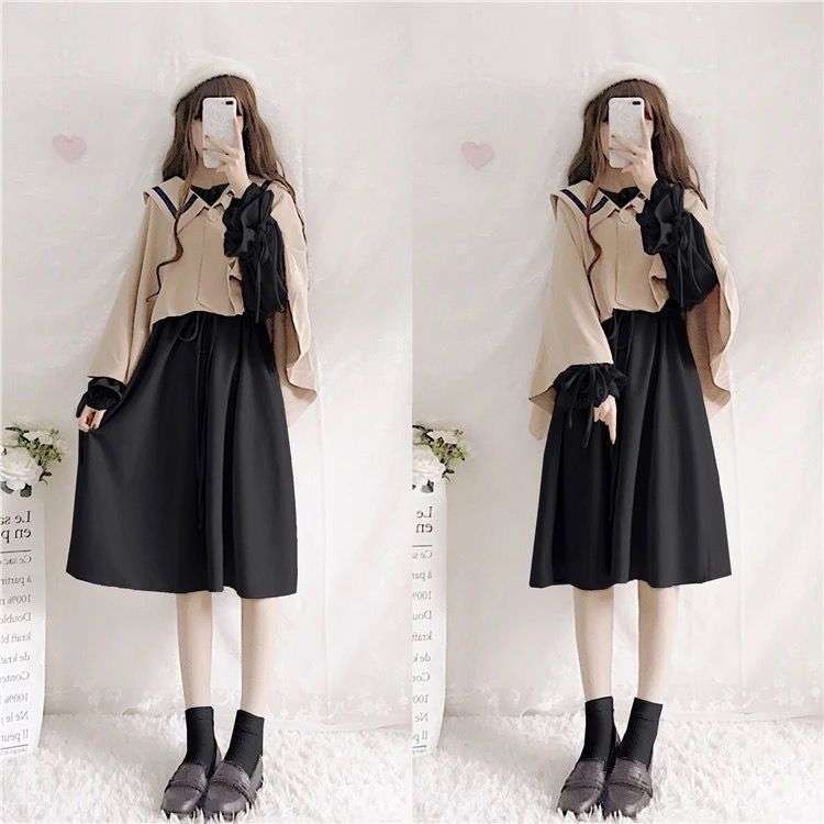 大人かわいい服 セーラー襟ケープ風ワンピース