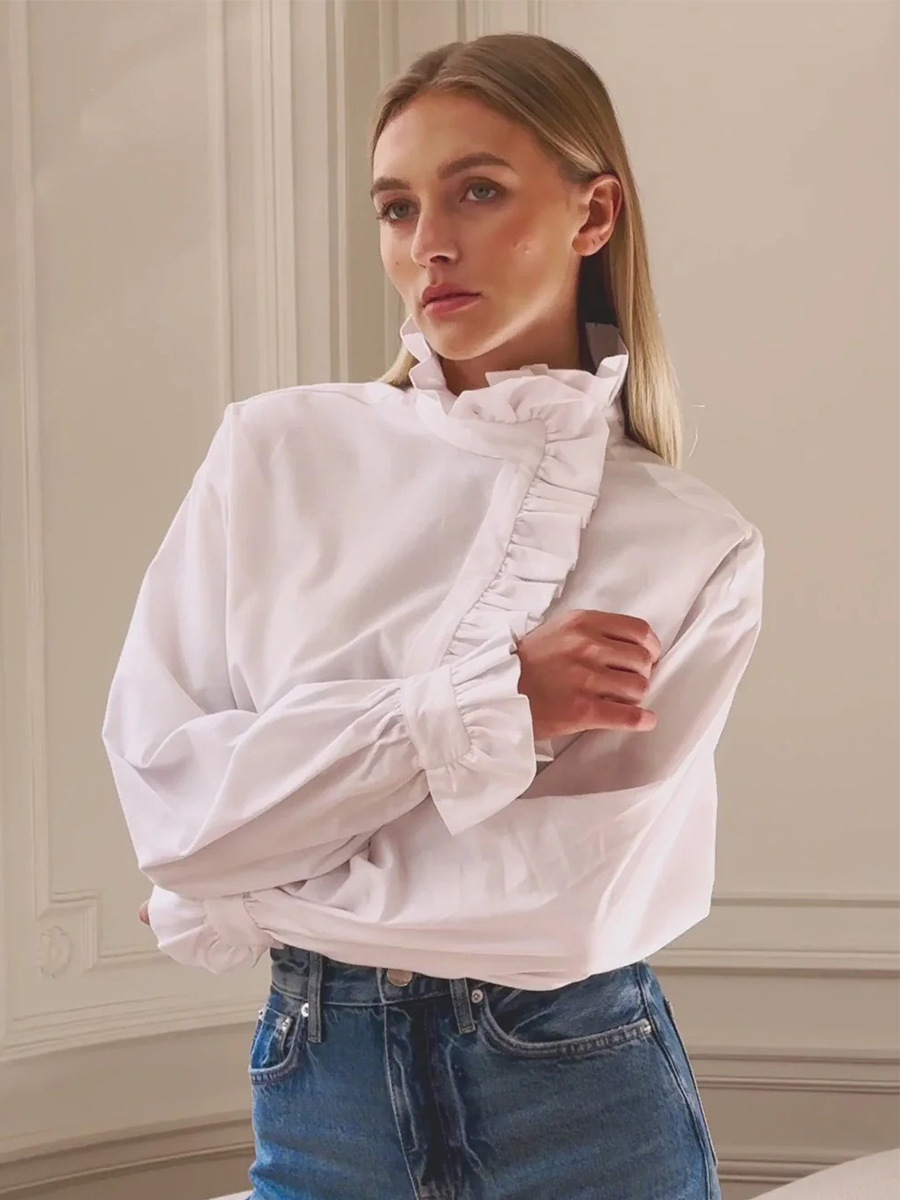 大人かわいい服 シンプルフリルハイネック長袖ブラウス