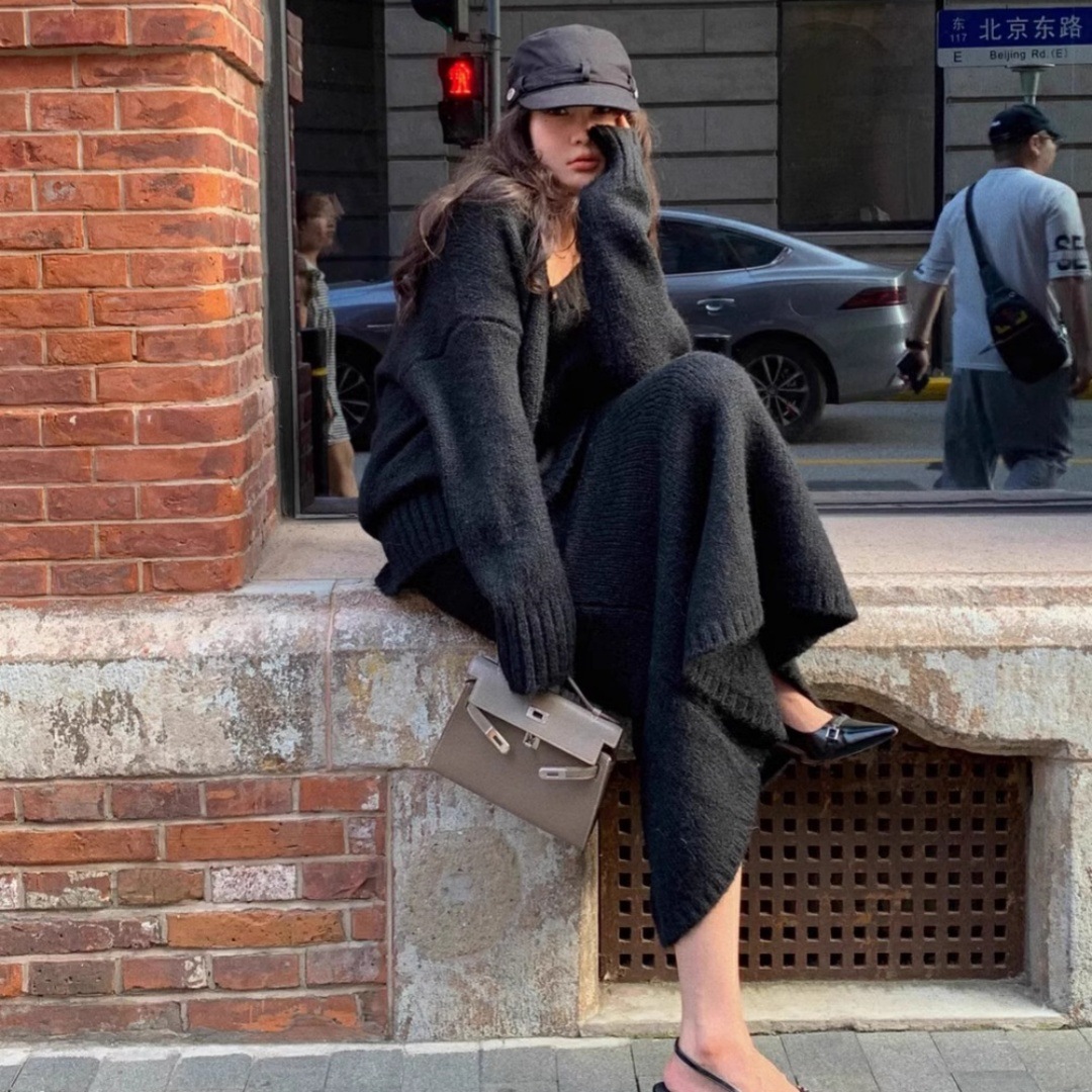 大人かわいい服 ふんわりニット素材の上下セット