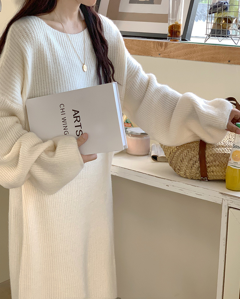 大人かわいい服 ゆったり編地のニットワンピース