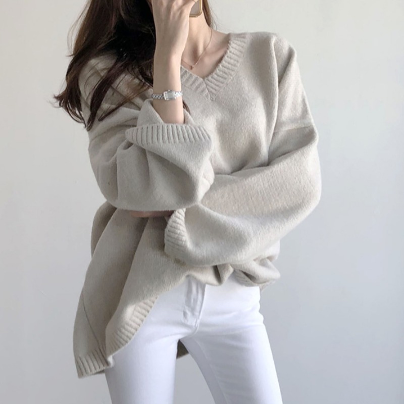 大人かわいい服 ゆったりブイネックニットプルオーバー