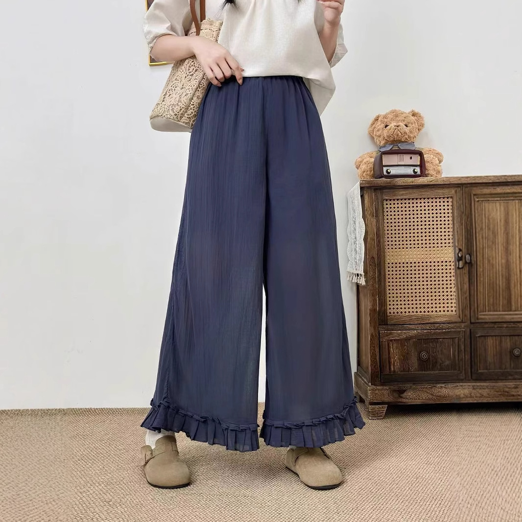 大人かわいい服 裾フリル付きワイドシルエットリラックスパンツ