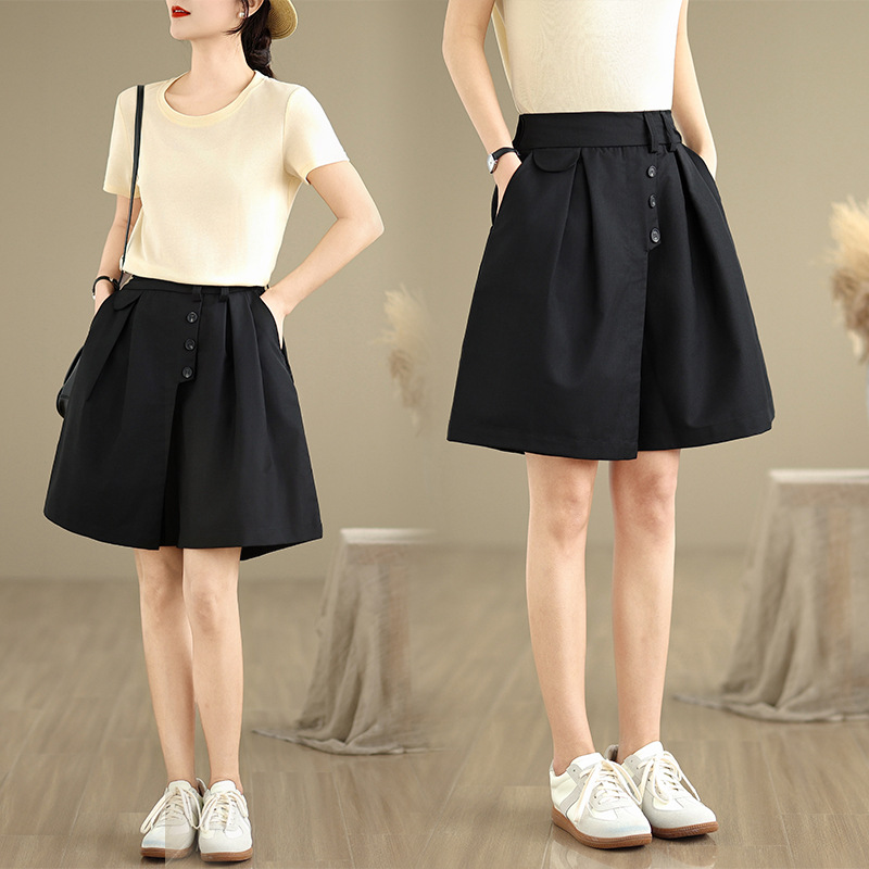 大人かわいい服 フロントボタン プリーツキュロット