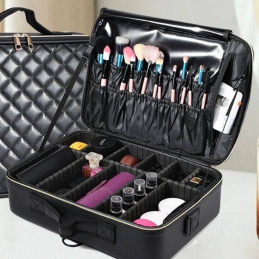 メイクボックス 黒色 大容量多層式プロ仕様化粧品収納ボックス