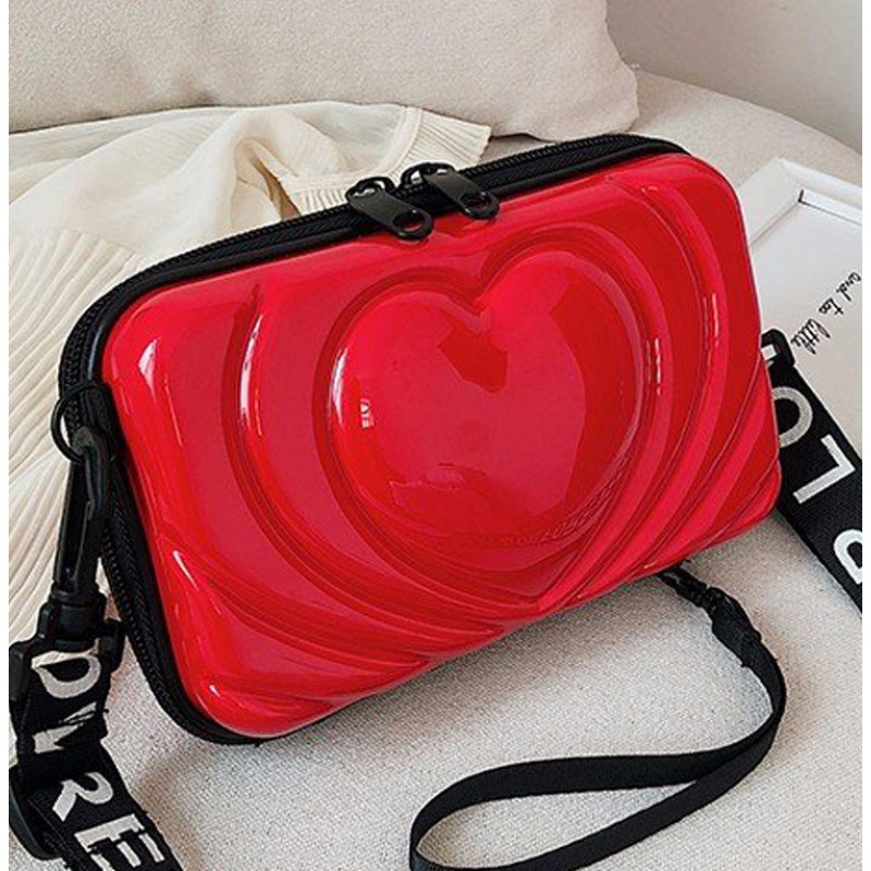 https://fulmo-img-server.com/glamcase/1d216752-6d72-4fe6-ab7b-bf320a4d75e8.jpg