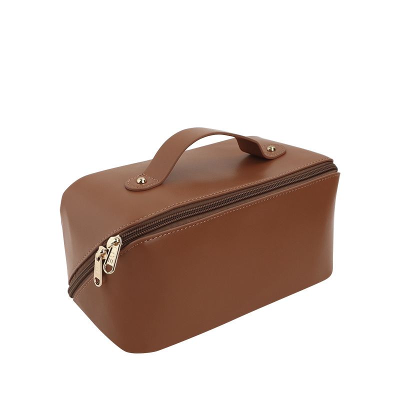 https://fulmo-img-server.com/glamcase/1f3a8090-e03a-4b23-bfba-ea34877bbf46.jpg