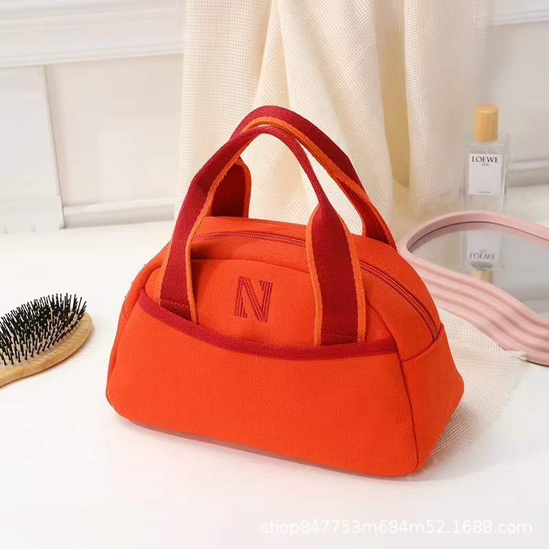 https://fulmo-img-server.com/glamcase/30a5873f-cd89-4a47-a2c8-10f86f8e05b4.jpg