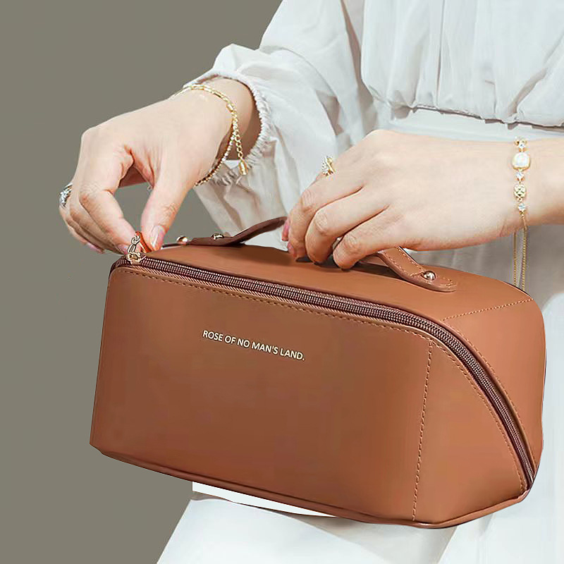 https://fulmo-img-server.com/glamcase/396d1364-9f4e-4f87-9f94-2acd8acaab01.jpg