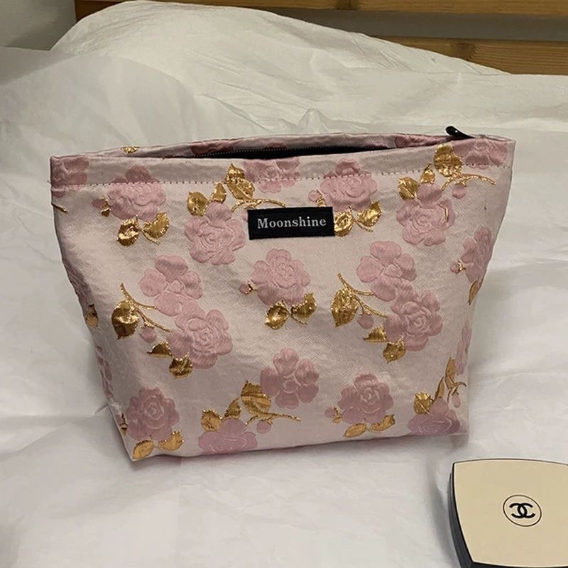https://fulmo-img-server.com/glamcase/4cb62ed9-3bfd-4546-9409-538839553fa1.jpg