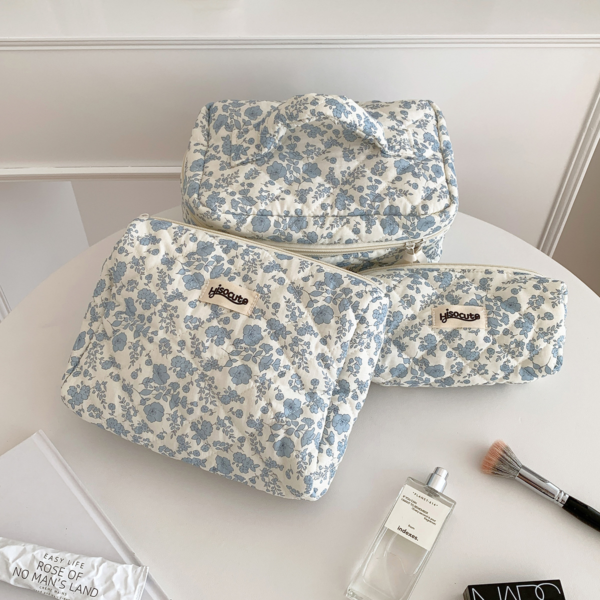 https://fulmo-img-server.com/glamcase/5b202da9-6f5e-4aee-b283-0bd8c5968148.jpg
