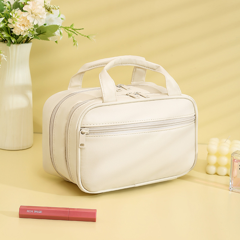 https://fulmo-img-server.com/glamcase/63f096c8-7f9e-42c9-8961-64efbeef2283.jpg