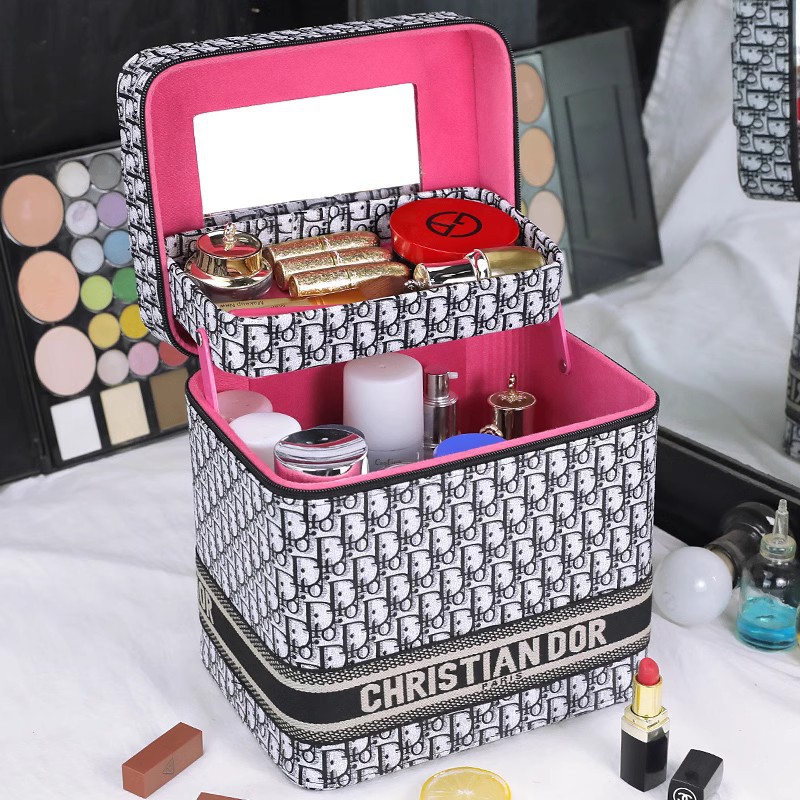 https://fulmo-img-server.com/glamcase/6cbebefa-2dd9-4c47-b095-590408be39e8.jpg