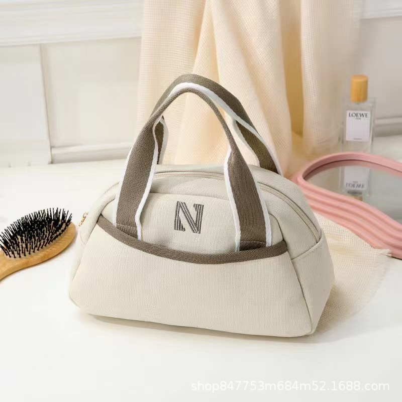 https://fulmo-img-server.com/glamcase/749c92d1-d82b-463b-b43c-25f3597e784a.jpg