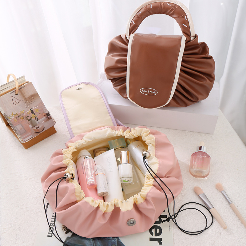 https://fulmo-img-server.com/glamcase/771e401a-02c3-4aaa-a945-4eb0d8d1f681.jpg