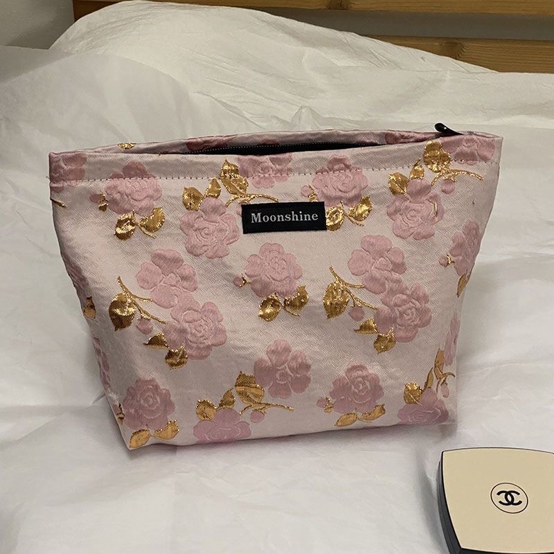 https://fulmo-img-server.com/glamcase/79a59e83-602d-46eb-87ce-96b5335f1ab9.jpg
