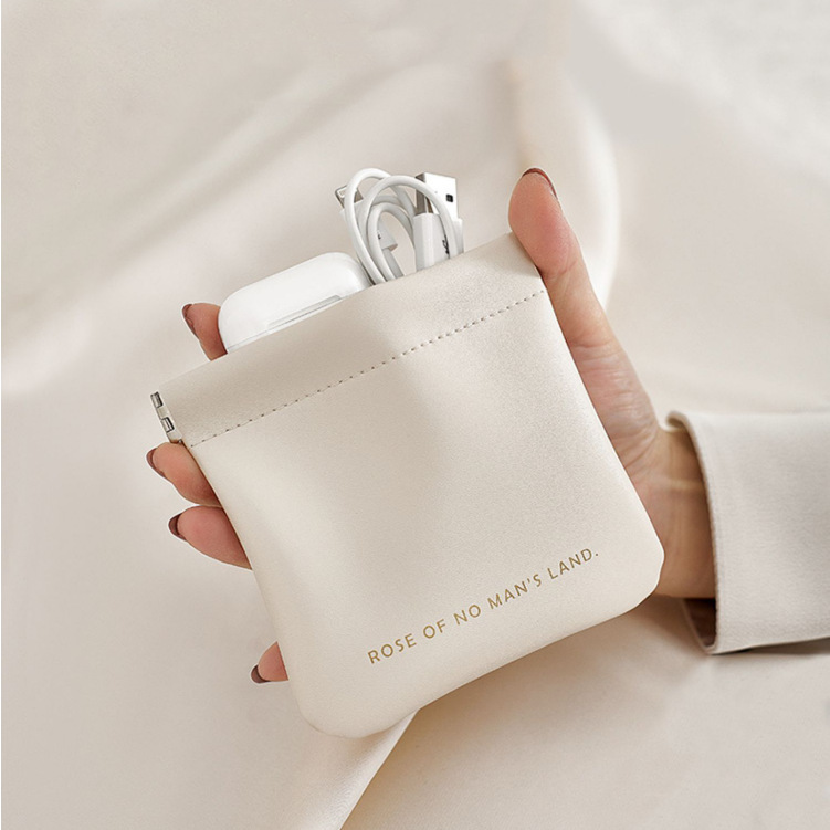 https://fulmo-img-server.com/glamcase/81f31744-6c32-40f9-a94f-860cbfca02ca.jpg