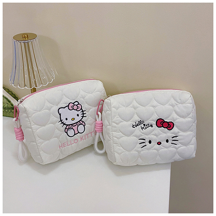 https://fulmo-img-server.com/glamcase/870dada4-0354-4dd3-ad4d-0abf875d69b6.jpg