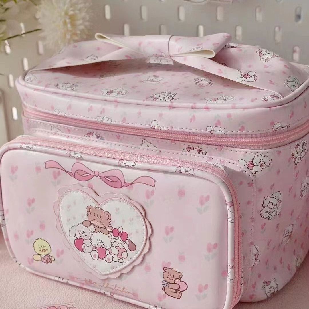 https://fulmo-img-server.com/glamcase/8f1e552f-6222-4d01-a6ba-8a5b4a584e73.jpg